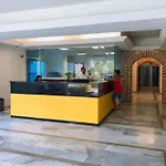 Estudio placentero con agua caliente y cerca a la playa