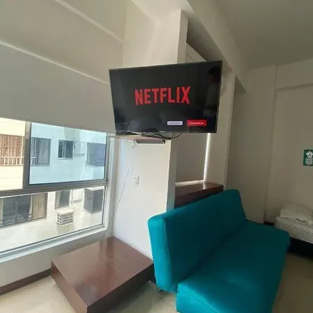 Estudio Placentero Con Agua Caliente Y Cerca A La Playa *